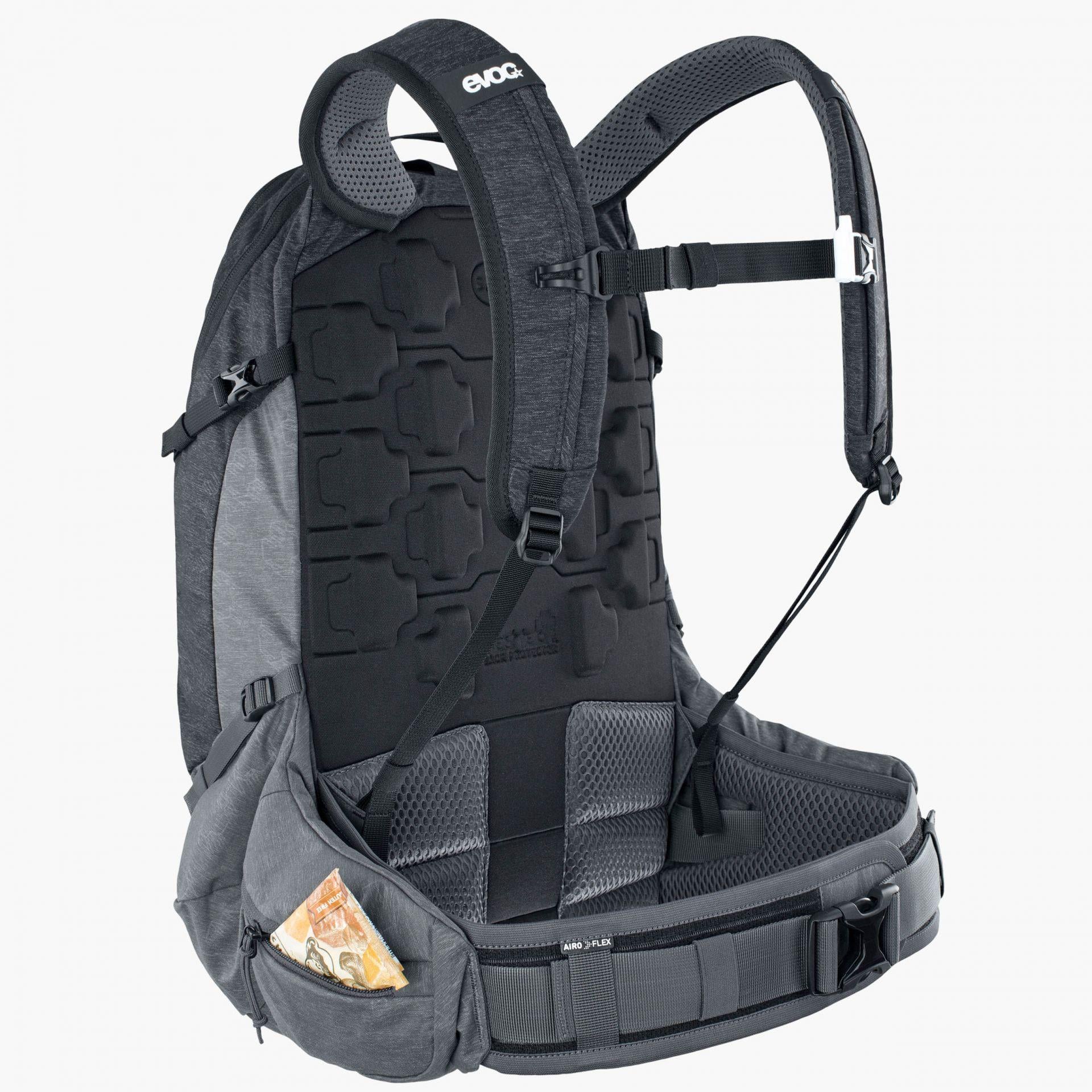 EVOC nahrbtnik TRAIL PRO 26 black grey L/XL