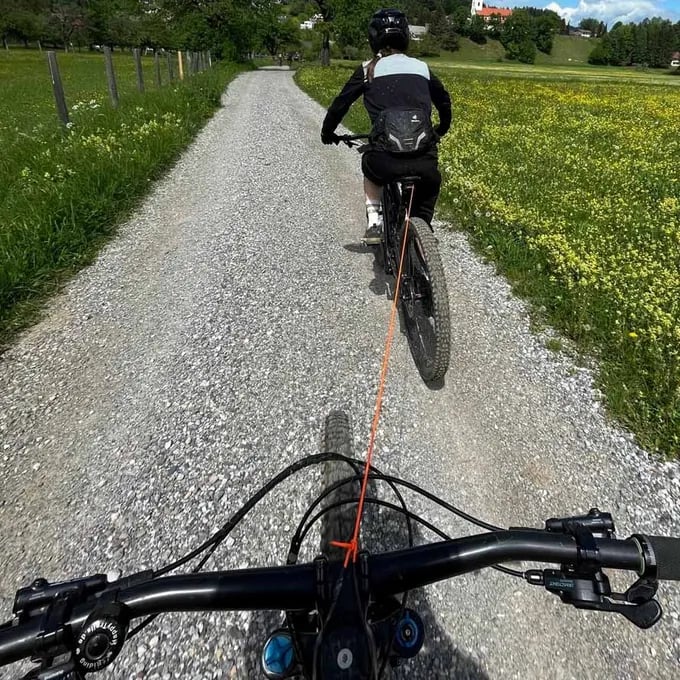 KOMMIT samonavijalna vrv za vleko kolesa