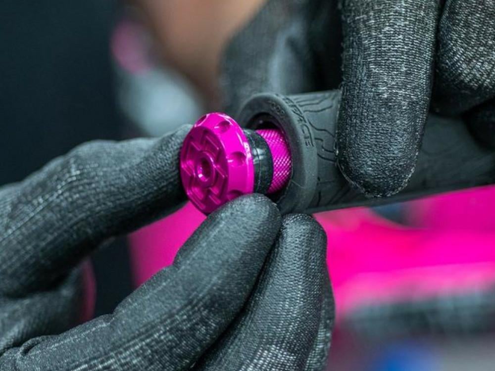 MUC-OFF orodje za popravilo STEALTH TUBELESS PLUG