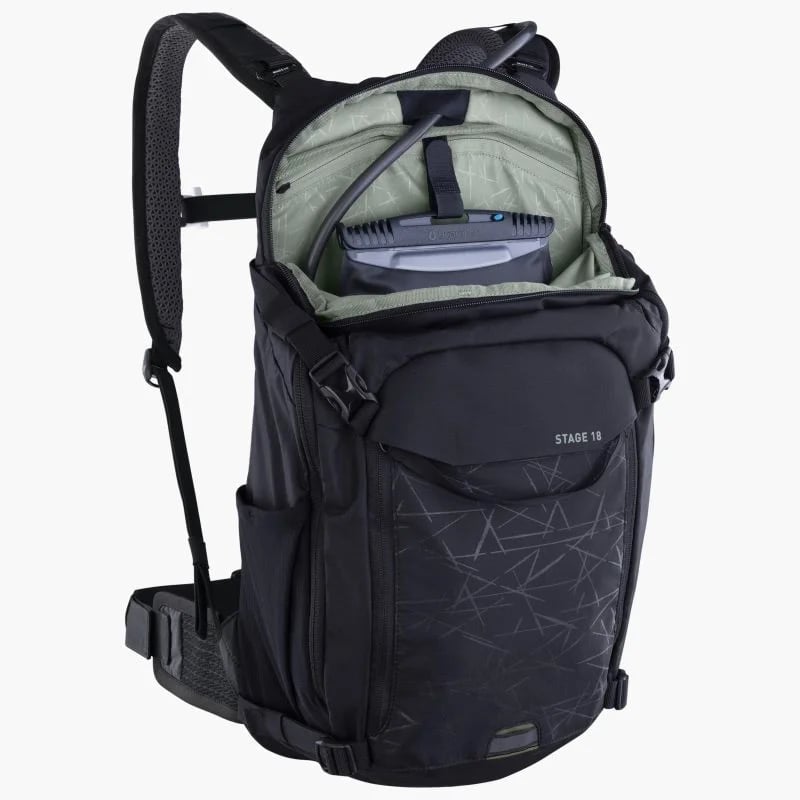 EVOC nahrbtnik STAGE 18 Black